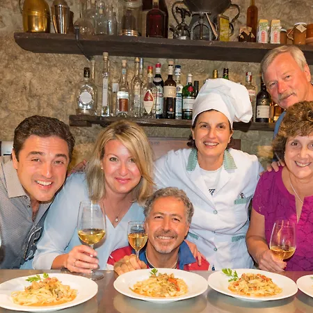 Nena Al Borgo Castello Bed & Breakfast
