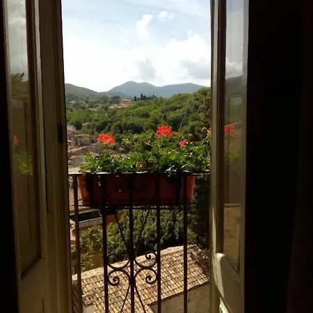 Nena Al Borgo Castello Pico
