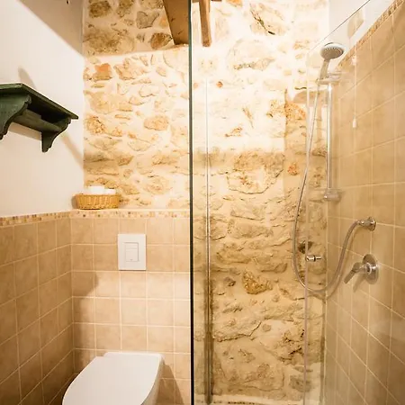 B&B Nena Al Borgo Castello Pico