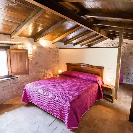 Nena Al Borgo Castello 4*