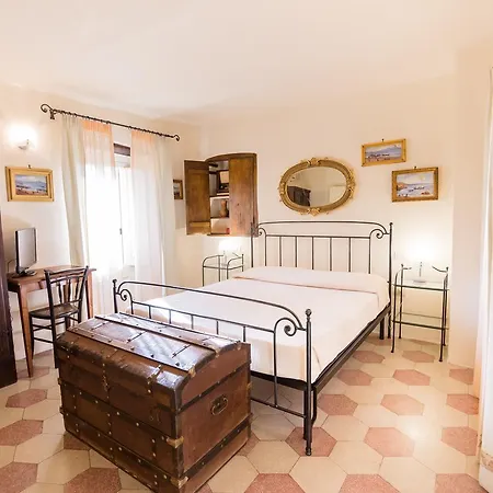 Nena Al Borgo Castello 4* Pico