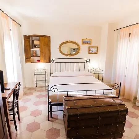 Nena Al Borgo Castello 4* Pico