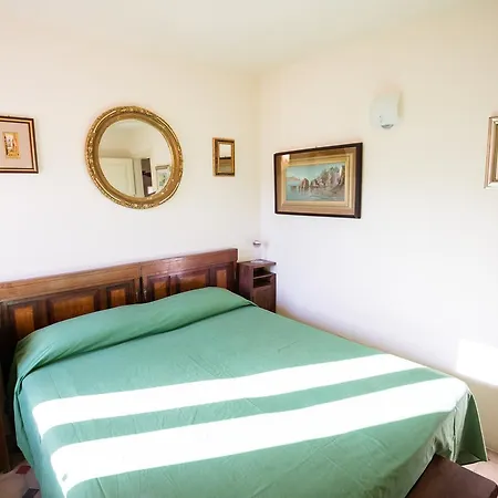 Nena Al Borgo Castello Bed & Breakfast