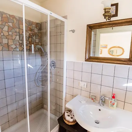 Bed & Breakfast Nena Al Borgo Castello 4*